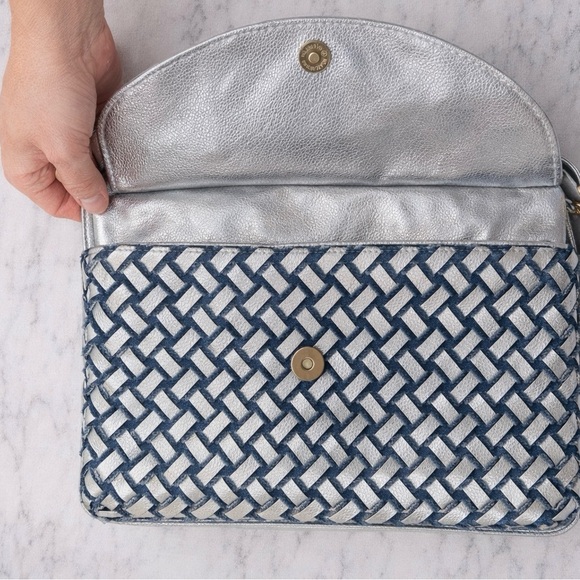 Boutique Denim & Silver Woven Crossbody Bag Rhinestone Stud Flap Boho Western - Picture 6 of 6